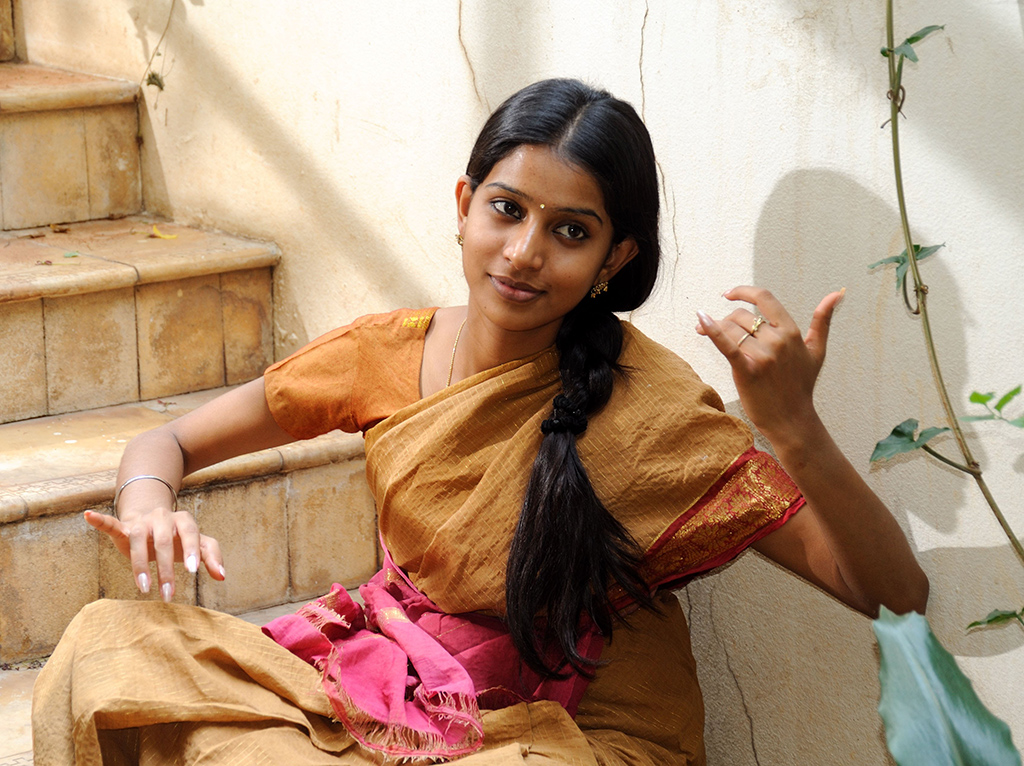 film indien complet soutitré français Danse Safran